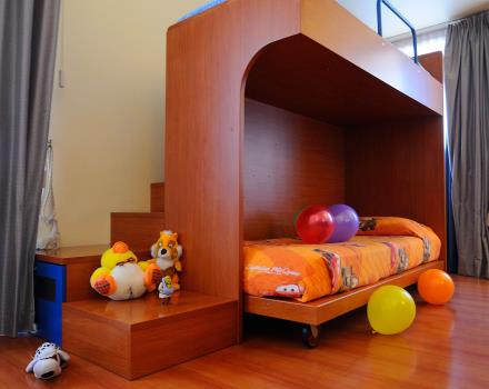 Ideal room for families. The Fantasy Room is designed for toddlers!!